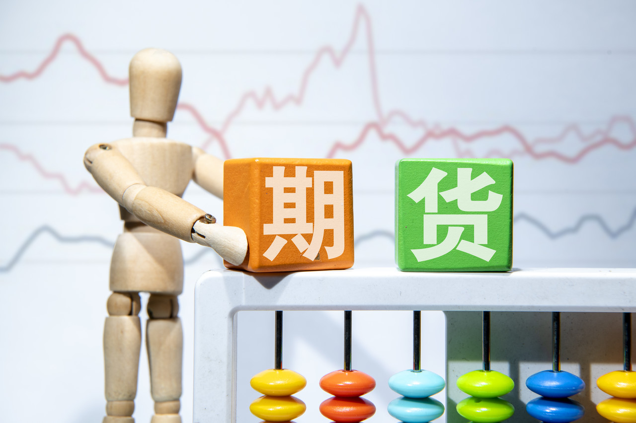 崔东树：2025年1-6月进口汽车22万辆 同比下降32%