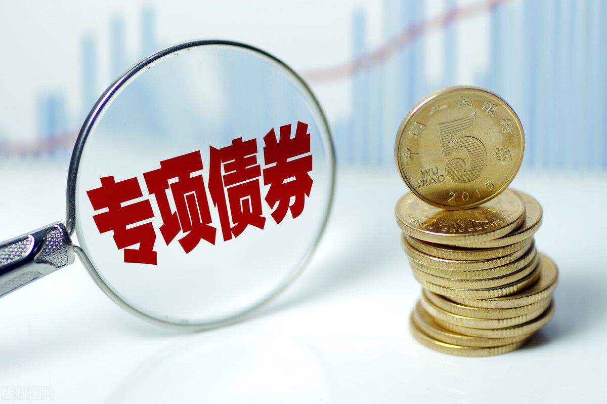 中国海警依法驱离日非法进入我钓鱼岛领海船只